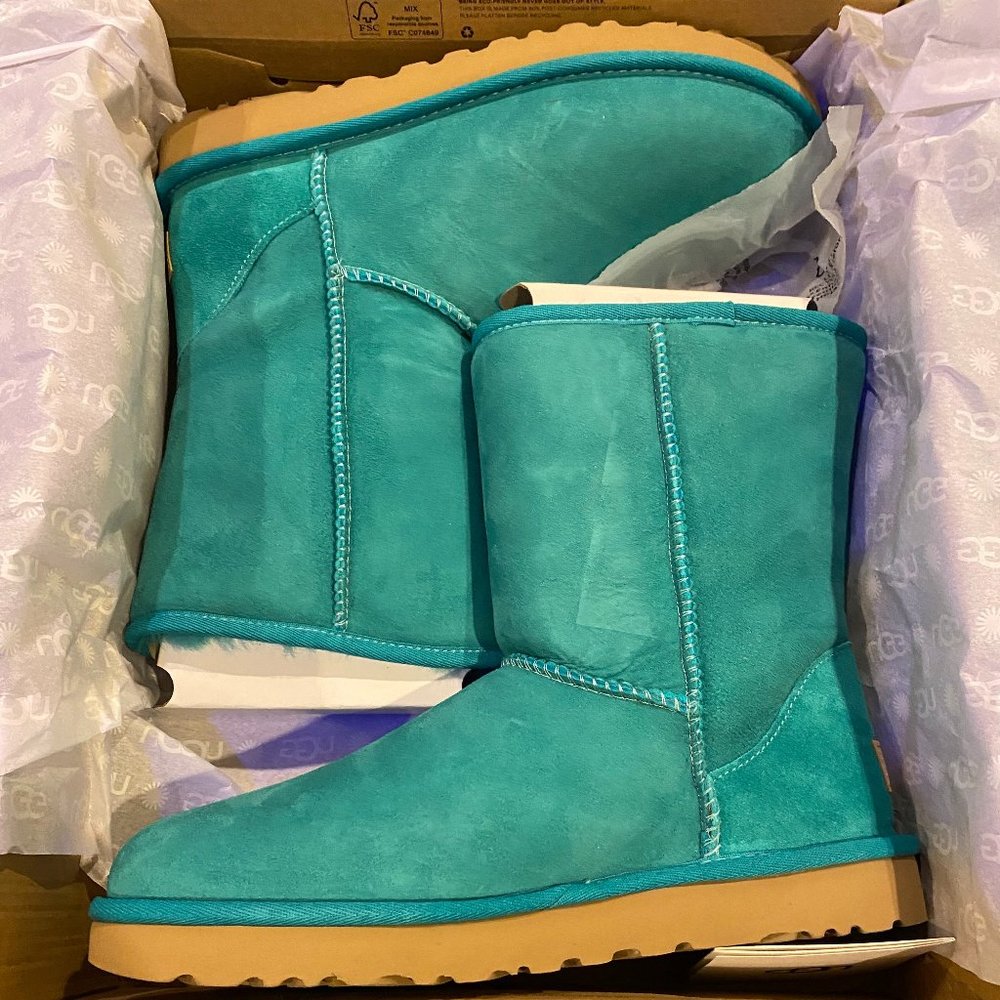 Ugg Classic Short II - AQBL